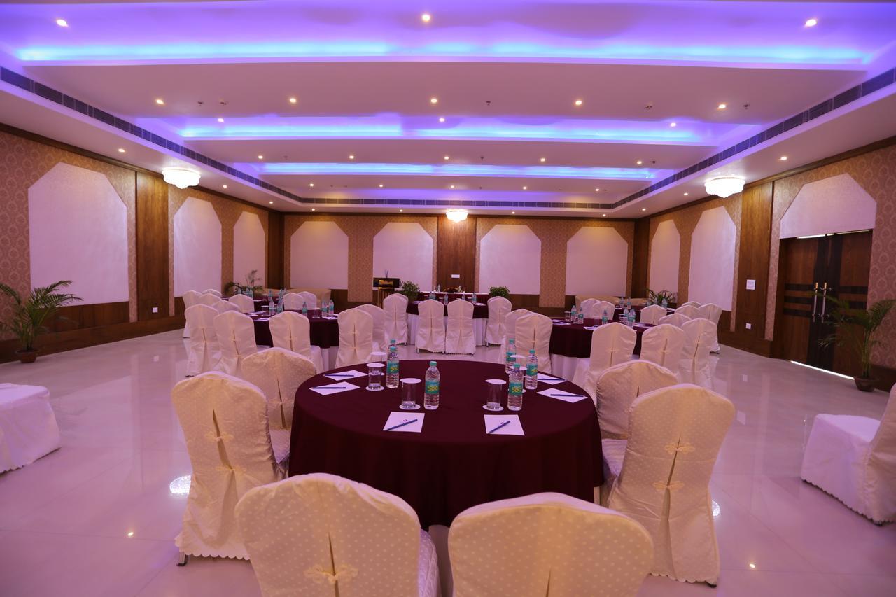 Kamlesh Continental Hotel Angul Bagian luar foto