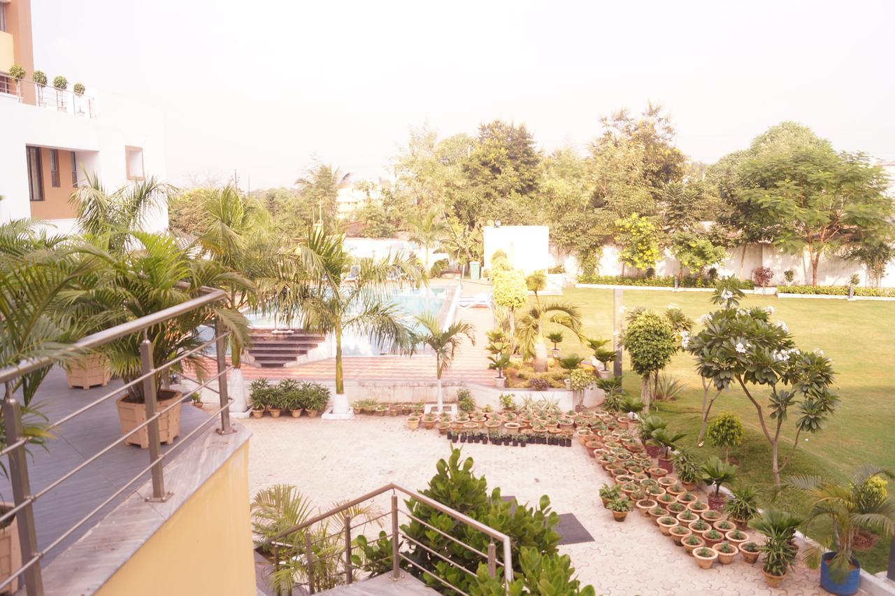 Kamlesh Continental Hotel Angul Bagian luar foto