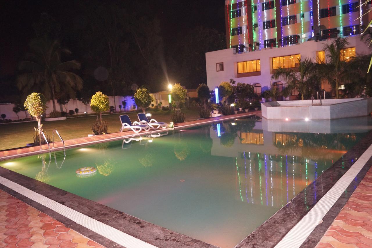 Kamlesh Continental Hotel Angul Bagian luar foto