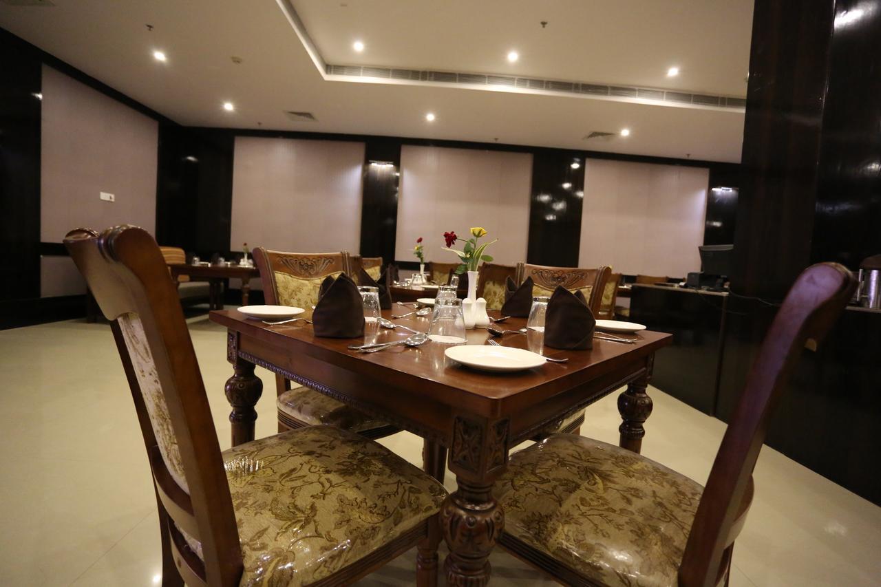 Kamlesh Continental Hotel Angul Bagian luar foto